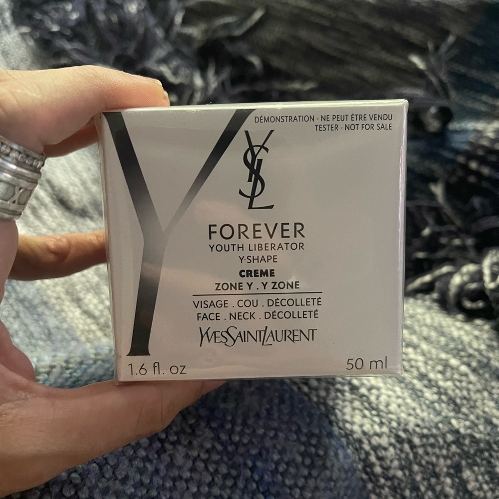Yves saint Laurent creme